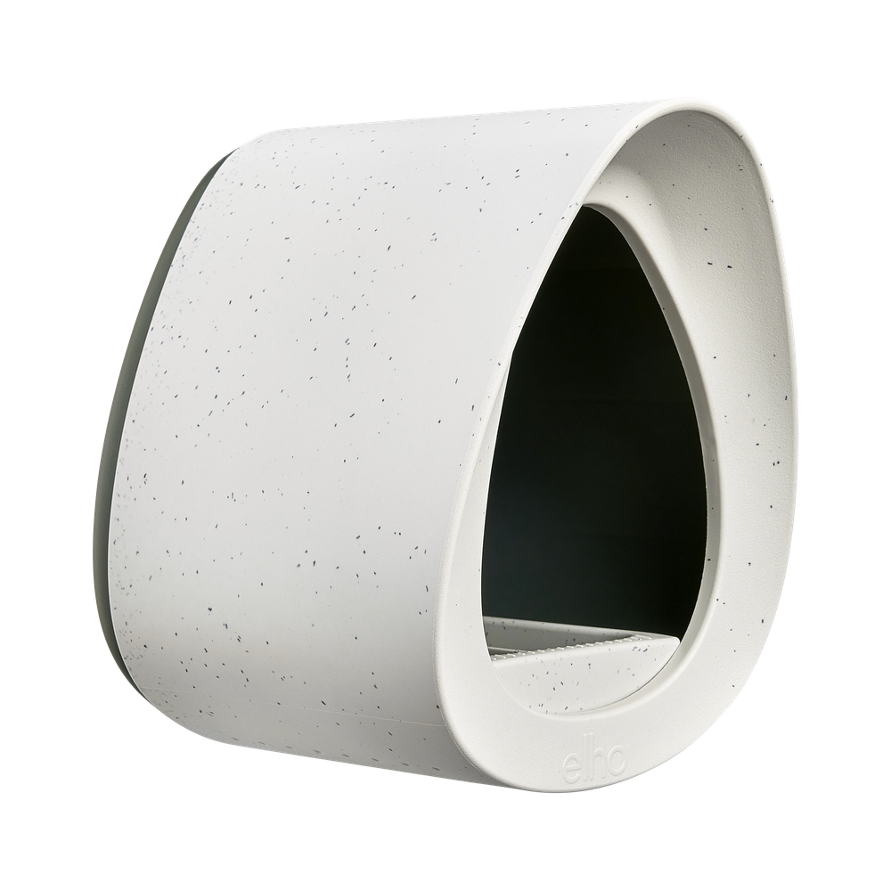 Essential Bird Feeder 18